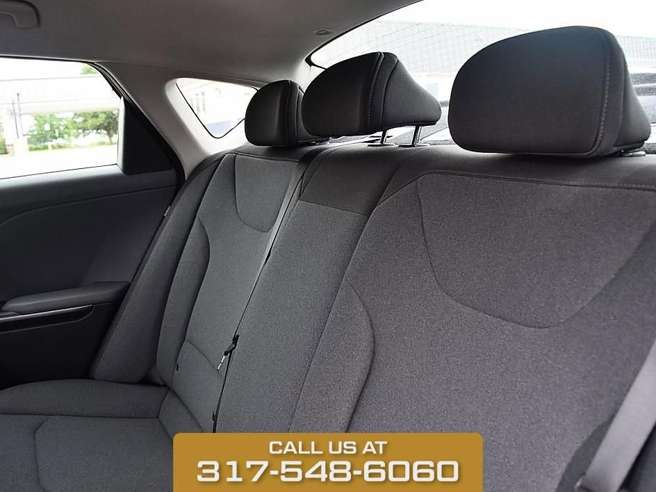 2025 Kia K4 LXS - Photo 14