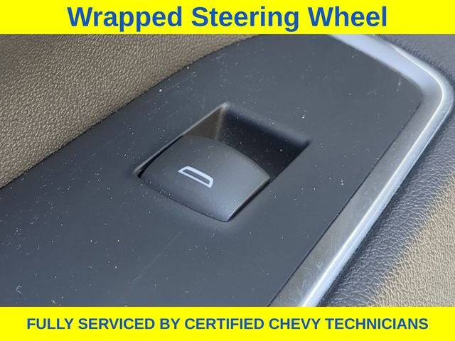 Used 2025 White Chevrolet LT image 38