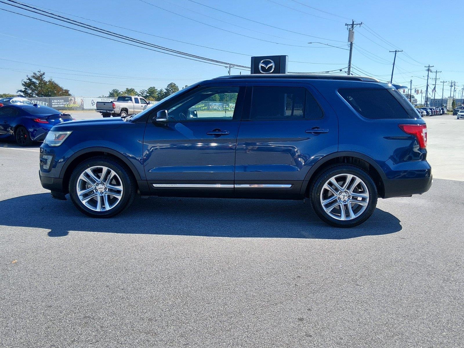 Used 2016 Blue Jeans Ford XLT image 2