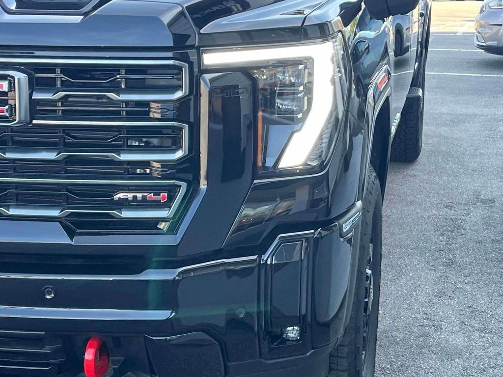 New 2026 Onyx Black GMC AT4 image 9