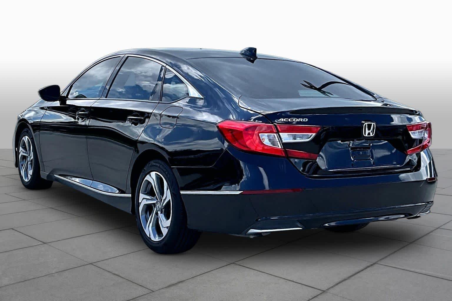 Used 2020 Crystal Black Pearl Honda EX image 10