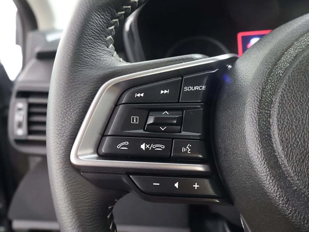 Used 2025 Ice Silver Metallic Subaru Premium image 39