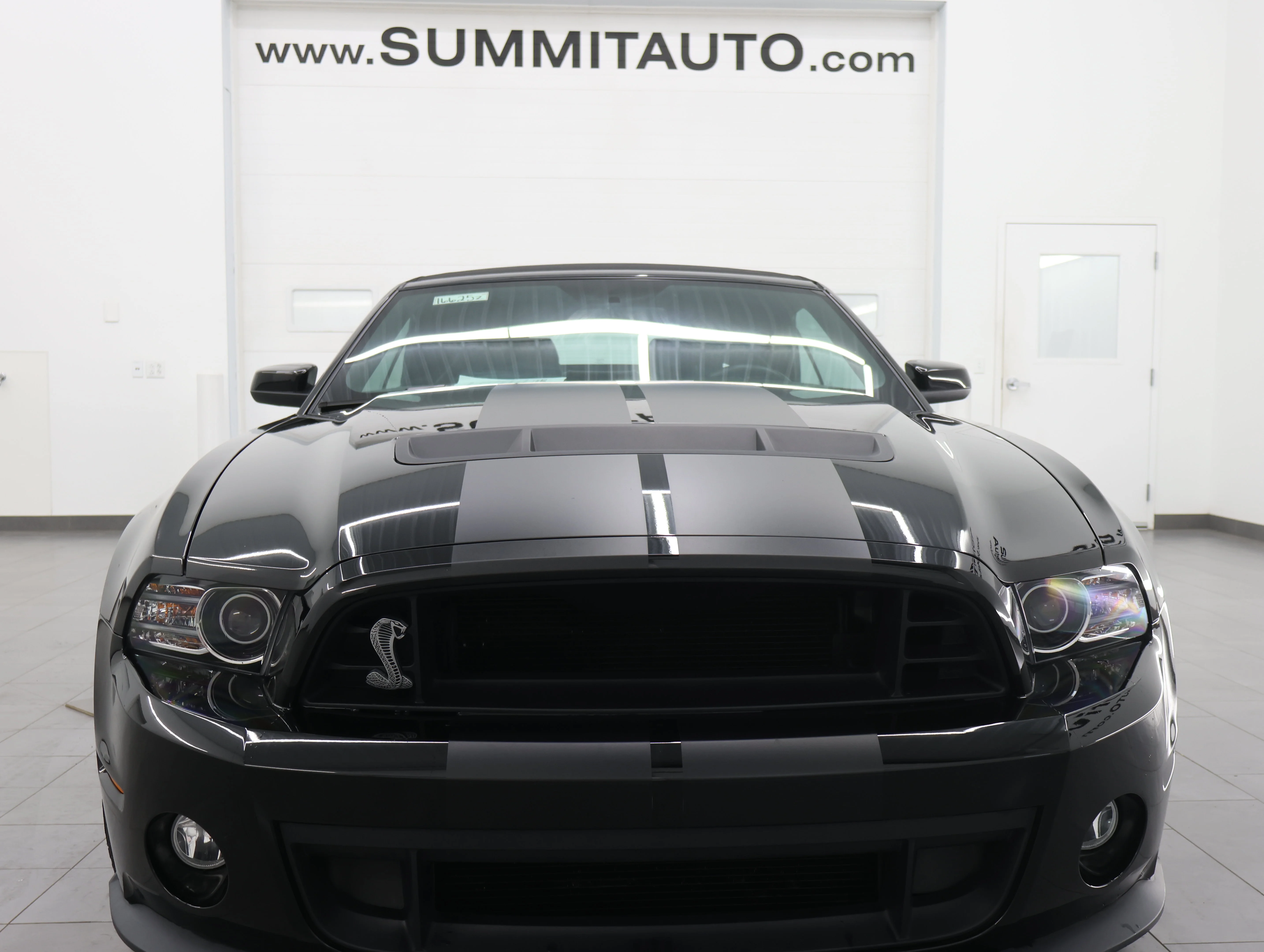 Used 2014 Black Ford Shelby GT500 image 20