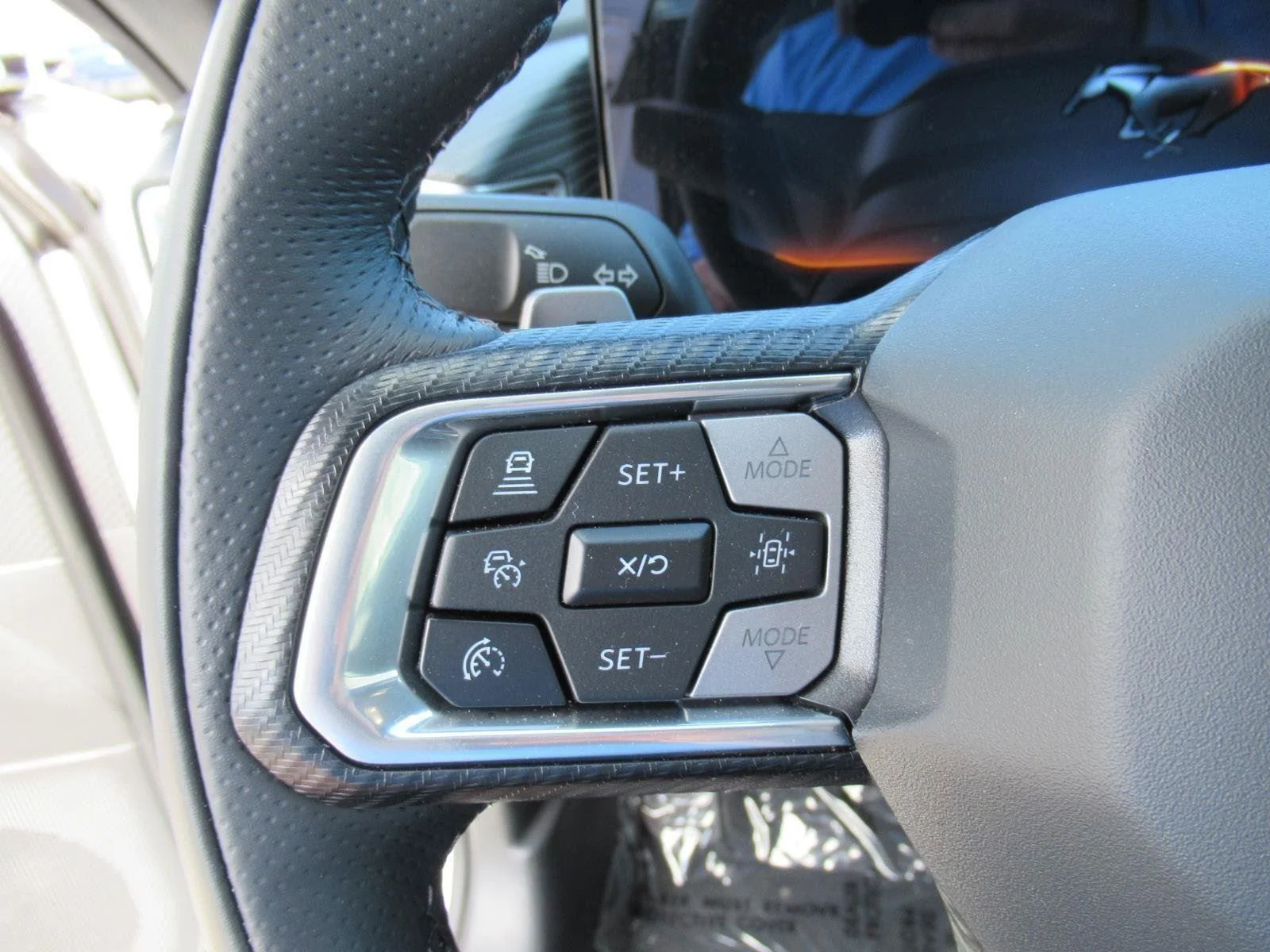 New 2025 Oxford White Ford GT Premium Convertible image 21