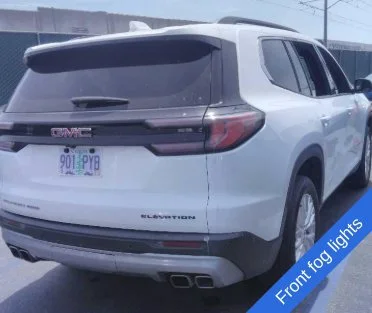 Used 2024 Summit White GMC Elevation image 10