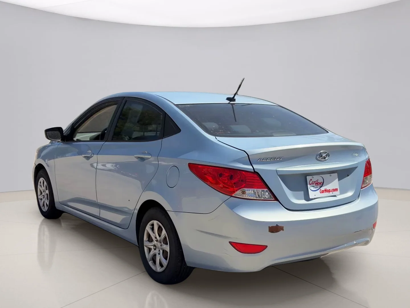 Used 2013 Blue Hyundai GLS image 3
