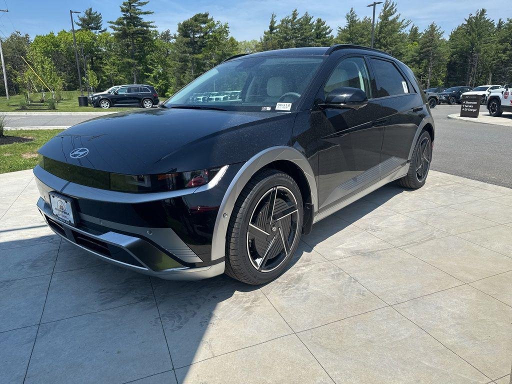 New 2026 Black Hyundai Limited image 3