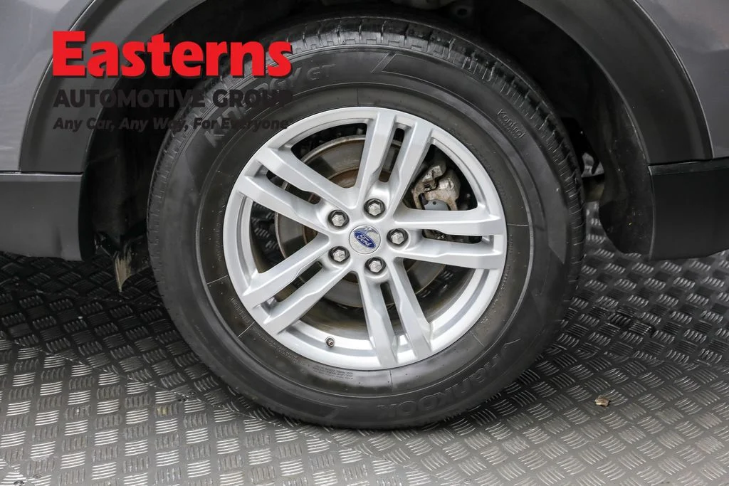 Used 2022 Gray Ford XLT image 8