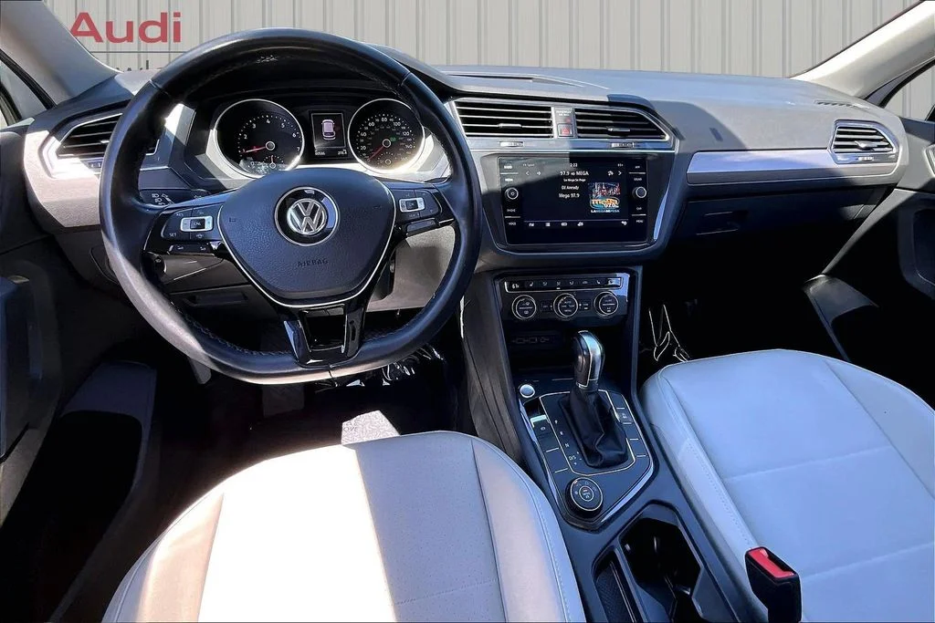 Used 2019 White Volkswagen 2.0T SE image 7