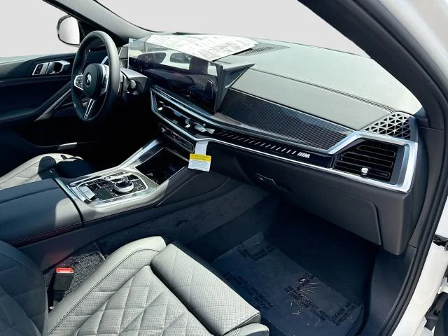 New 2027 Alpine White BMW M60i image 15