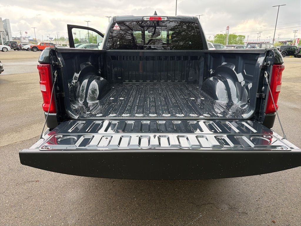 New 2026 Forged Blue Metallic Exterior Paint RAM Big Horn/Lone Star image 25