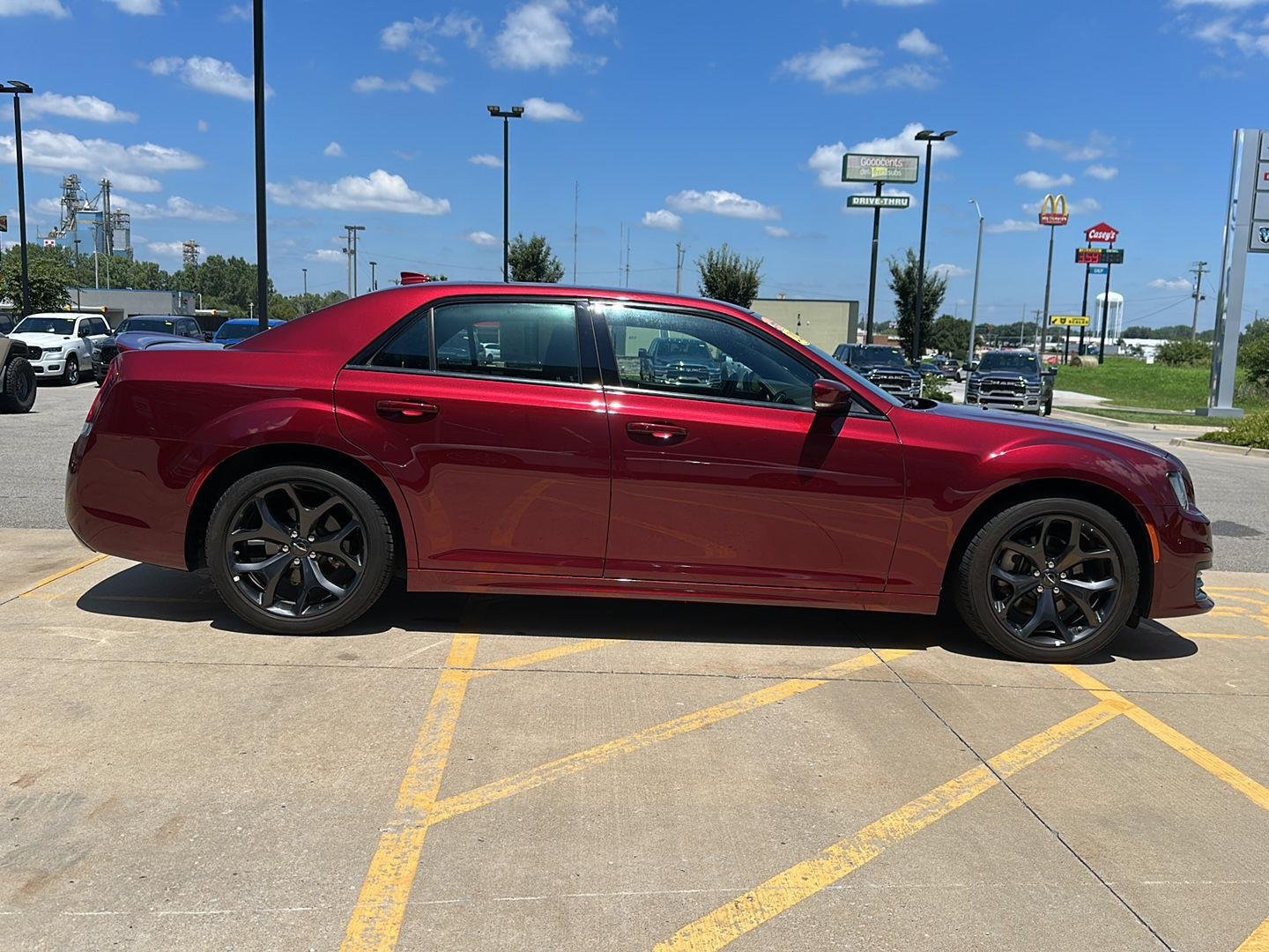 Used 2023 Velvet Red Pearlcoat Chrysler 300S image 4