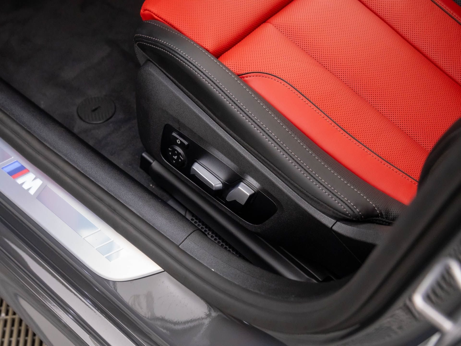 2026 BMW 8 Series 840i - Photo 15