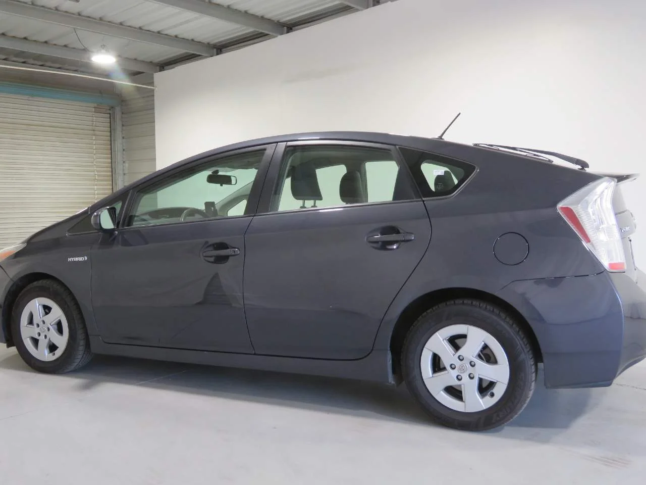 Used 2010 Blue Ribbon Metallic Toyota II image 8