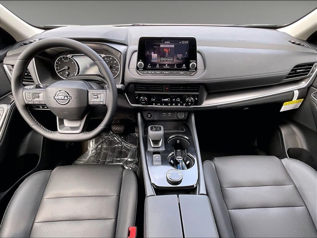 2026 Nissan Rogue Dark Armor - Photo 12