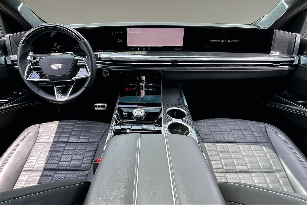 Certified Used 2025 Silver Cadillac V-Series image 15