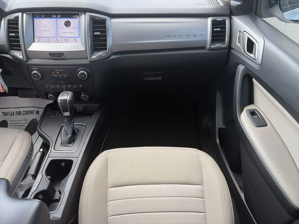 Used 2019 Silver Ford XLT image 17