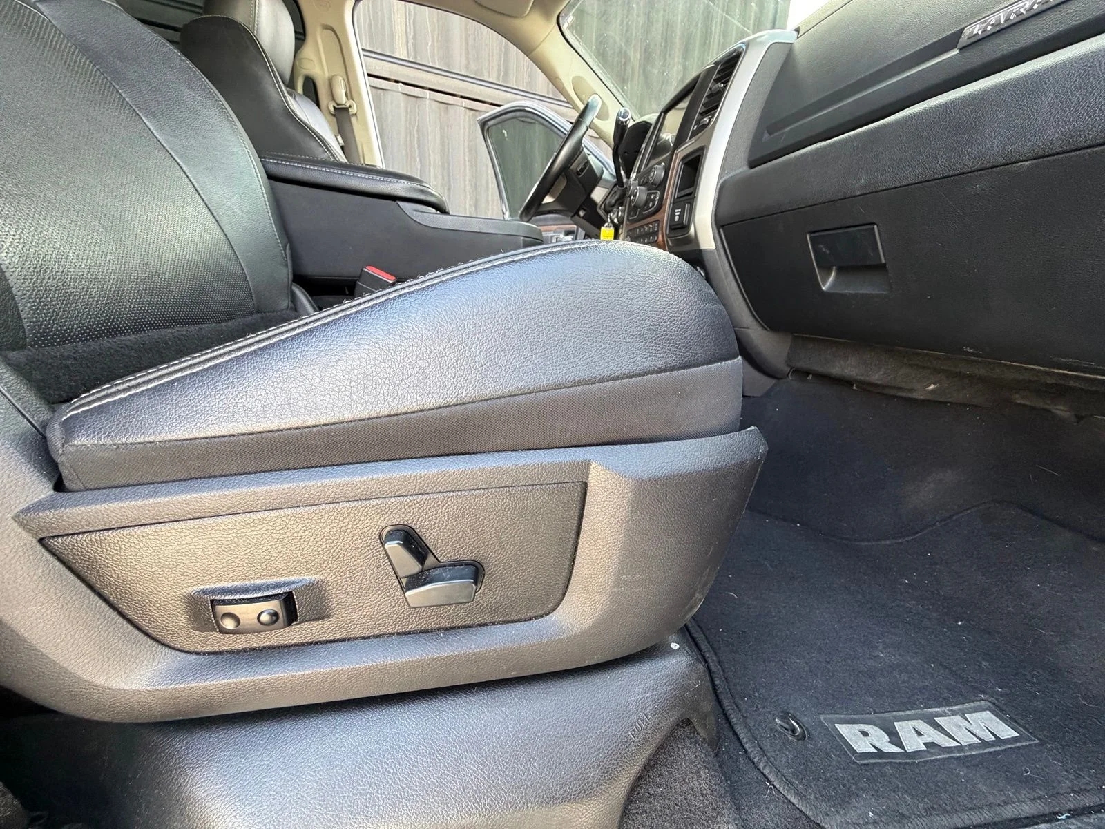 Used 2016 Black Ram Laramie image 16