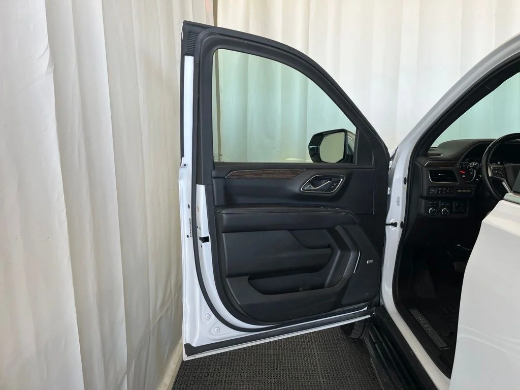 Used 2021 Summit White Chevrolet Premier image 18