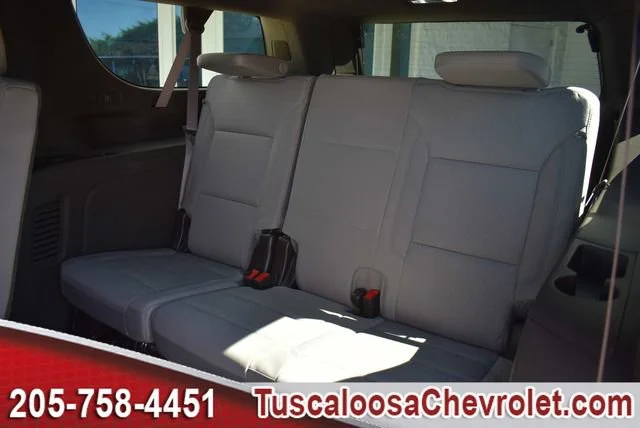 2026 Chevrolet Suburban LS - Photo 18
