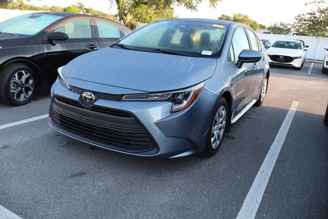 Used 2025 Celestite Toyota LE image 4