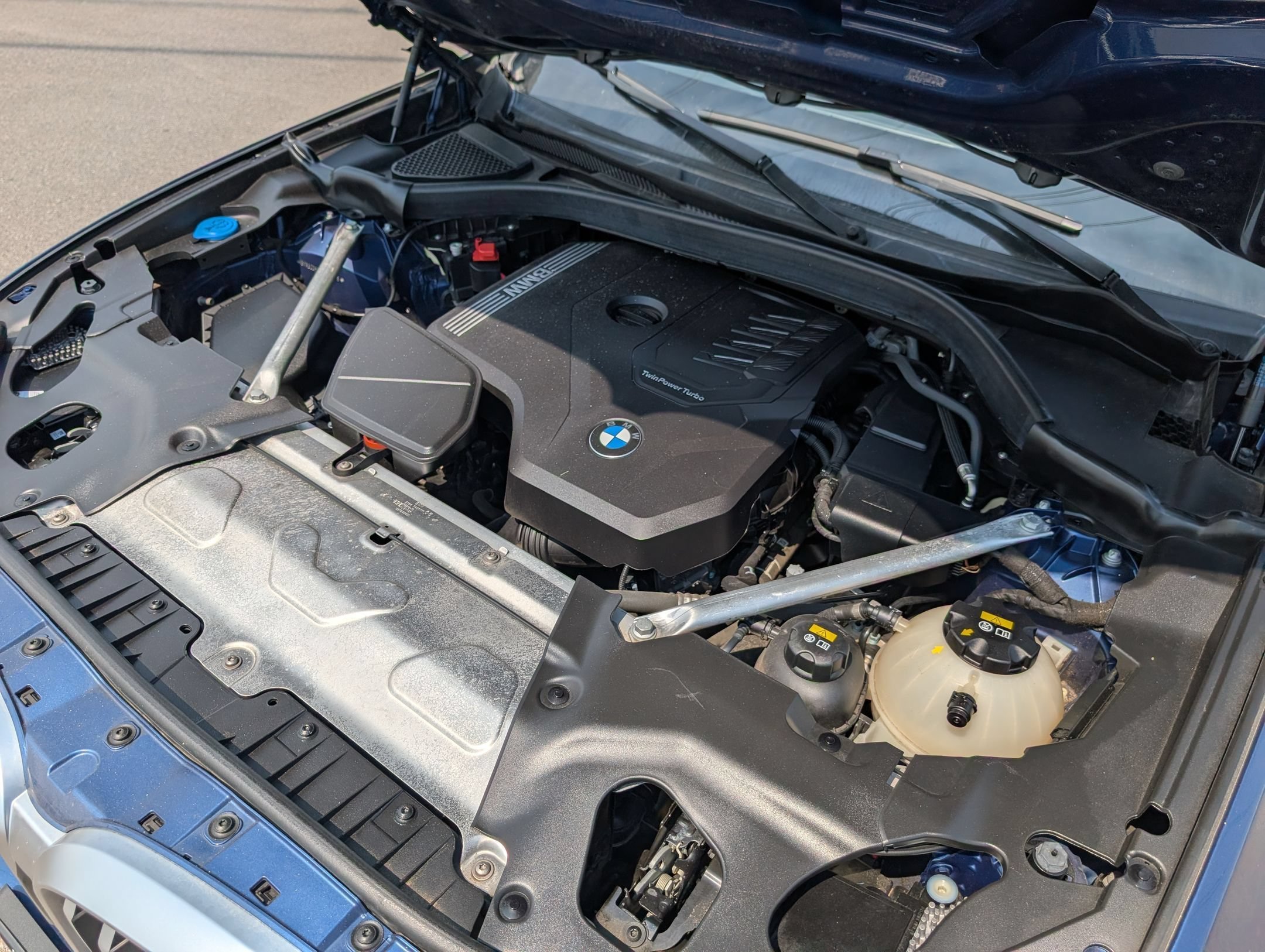 Used 2023 Phytonic Blue Metallic BMW xDrive30i image 33