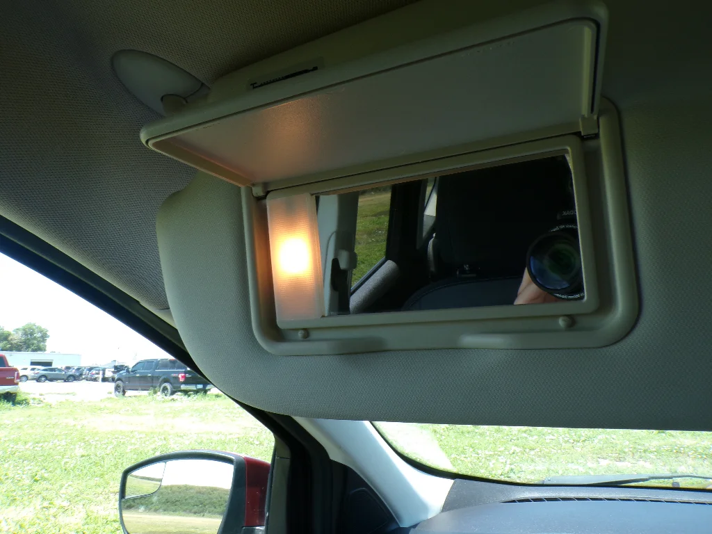 Used 2016 Sunset Ford SE image 29