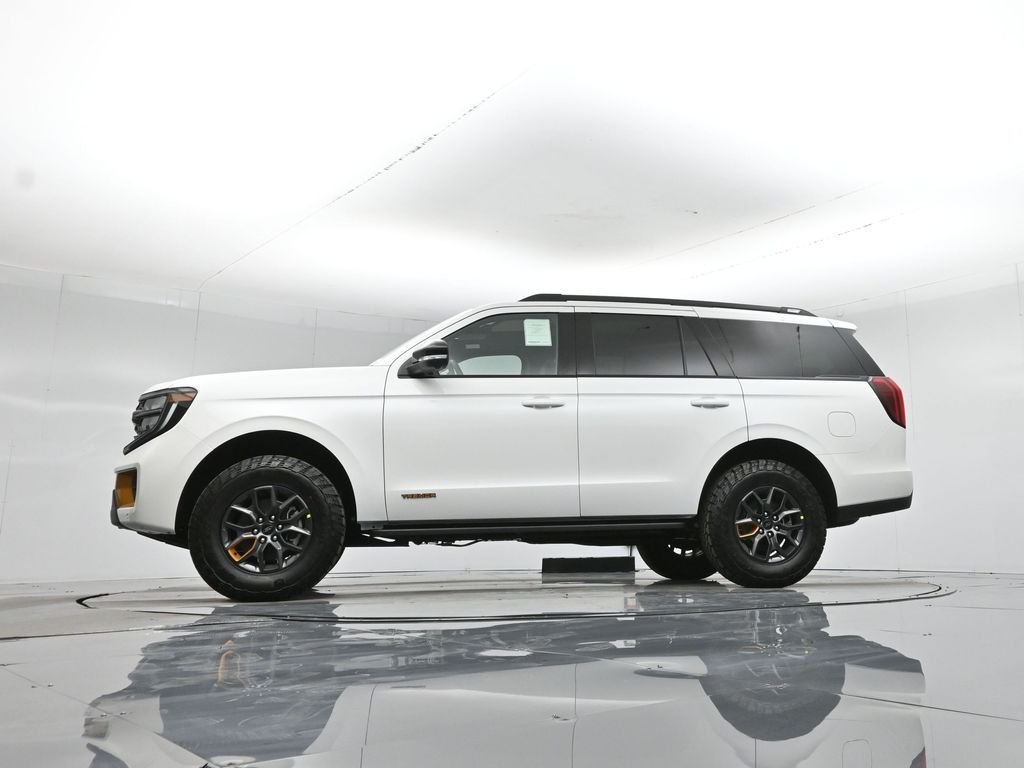 New 2026 Star White Metallic Tri-Coat Ford Tremor image 55