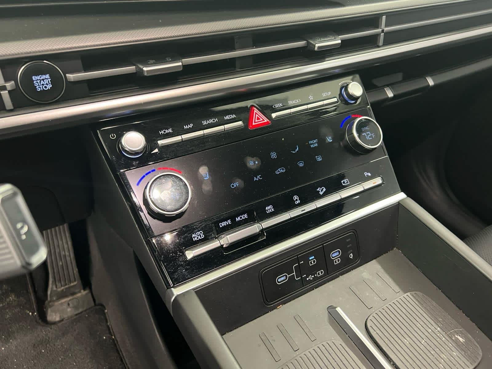 Used 2025 Hampton Gray Hyundai XRT image 17