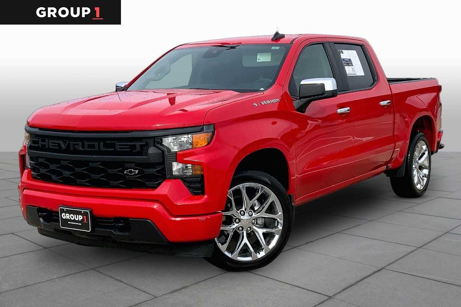 2023 Chevrolet Silverado 1500 Custom Crew Cab Short Box's photo