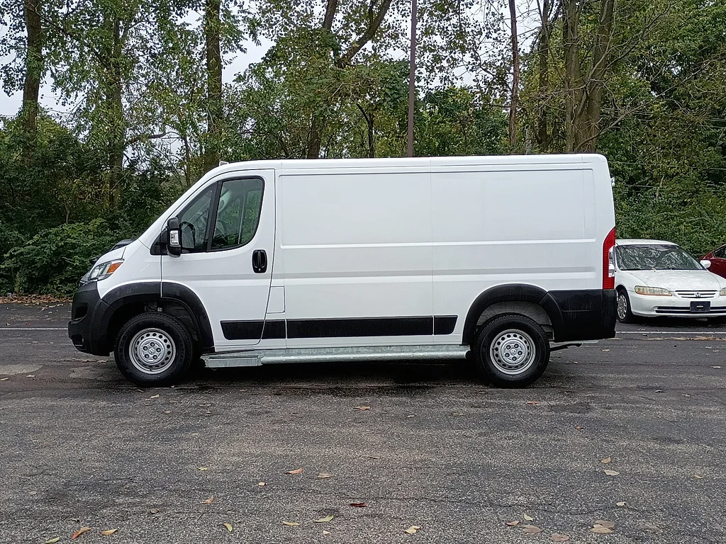 Used 2025 Bright White Clear Coat Ram Tradesman 2500 image 7