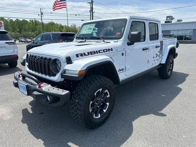 New 2026 Bright White Clear-Coat Exterior Paint Jeep Rubicon image 3