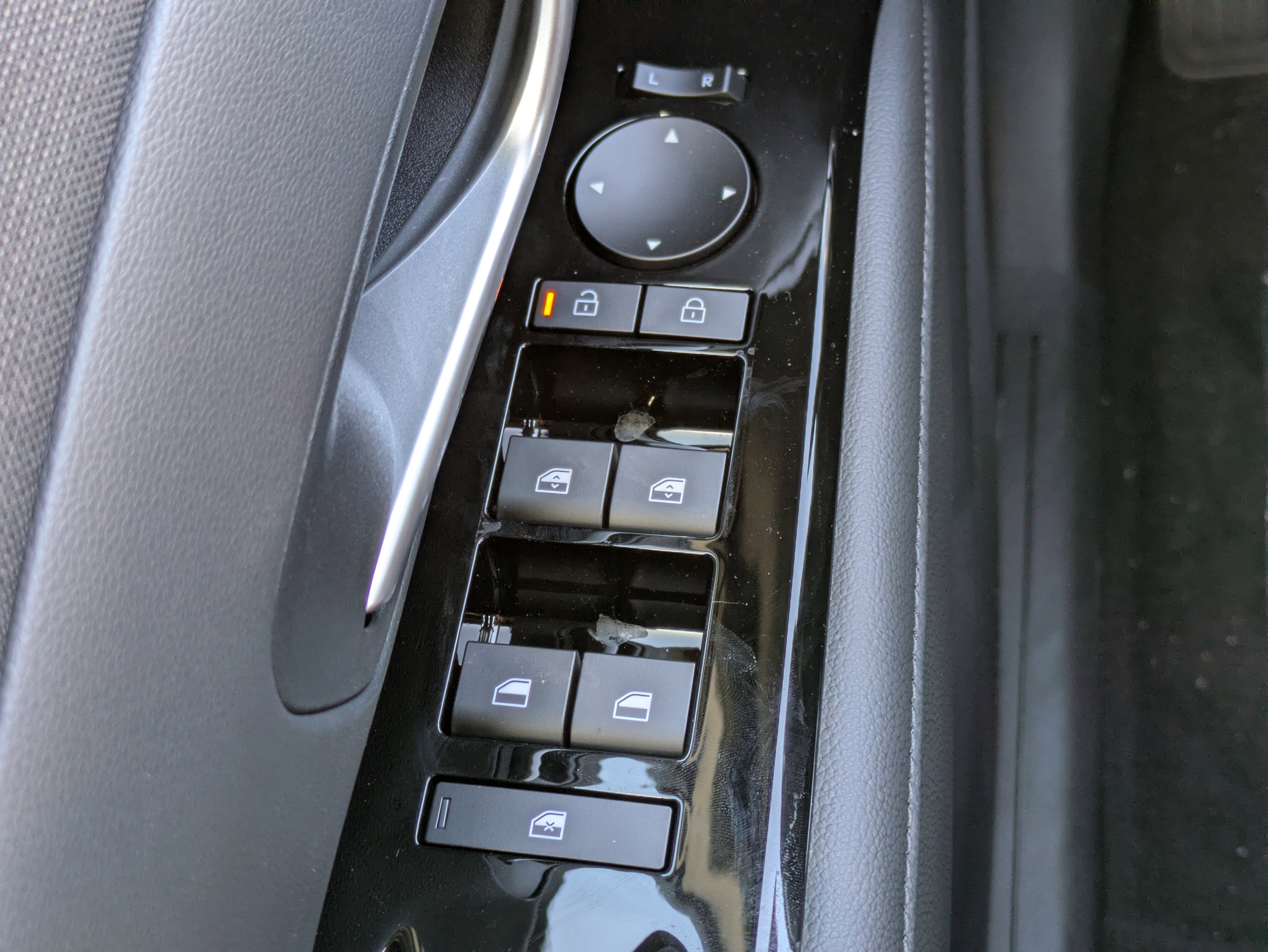 2026 Hyundai Santa Cruz Limited - Photo 55