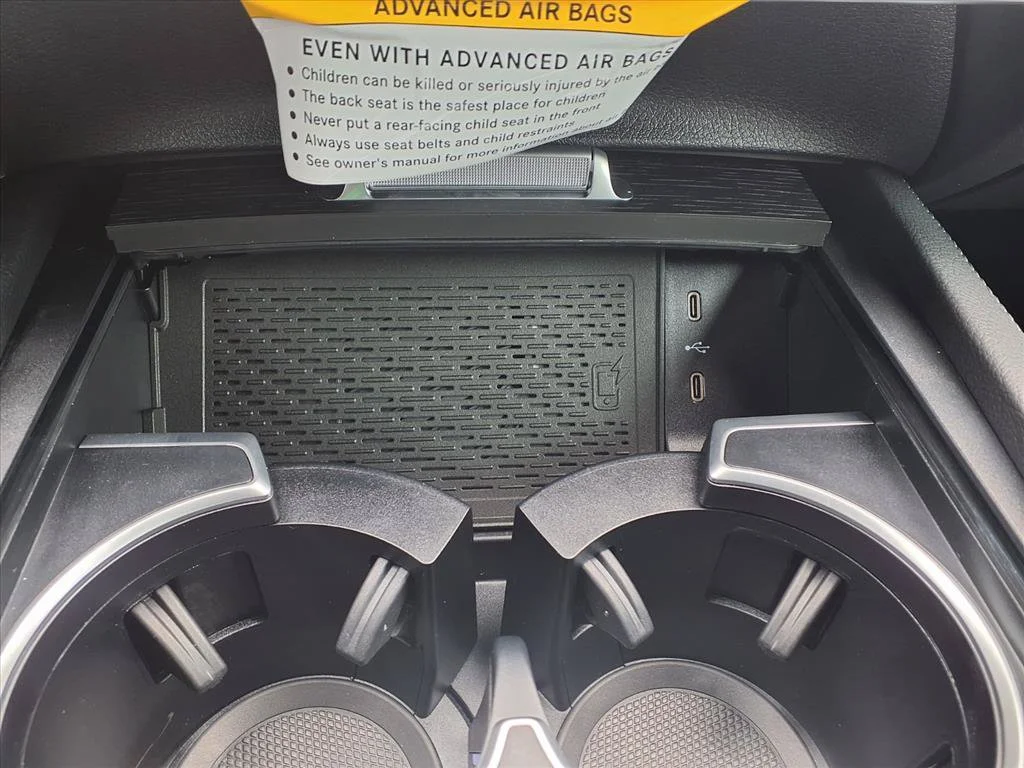 New 2026 Obsidian Black Metallic Mercedes-Benz GLE 350 image 31