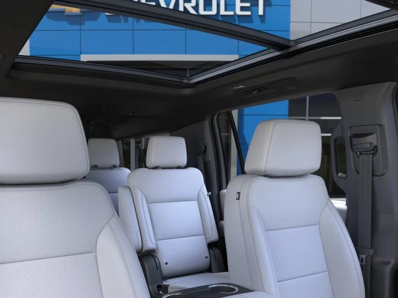 2026 Chevrolet Suburban Premier - Photo 24