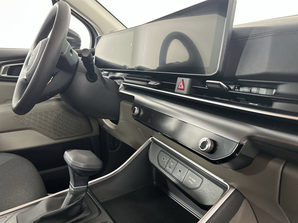 Certified Used 2026  Kia LX image 15