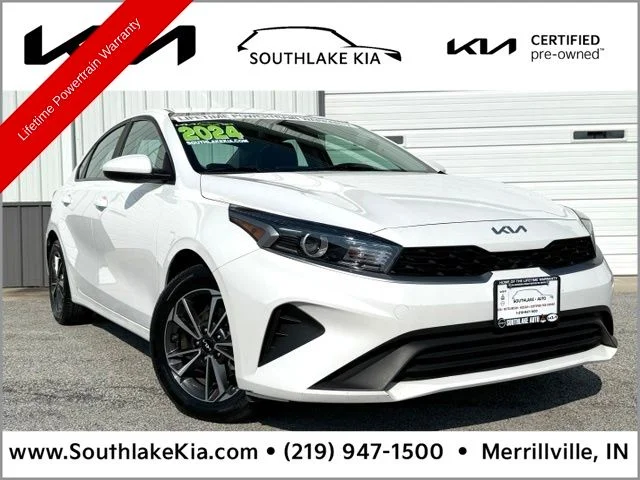 Used 2024 White Kia LXS image 1