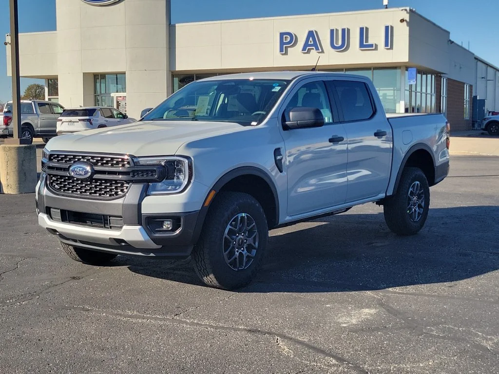 New 2026 Avalanche Ford XLT image 2