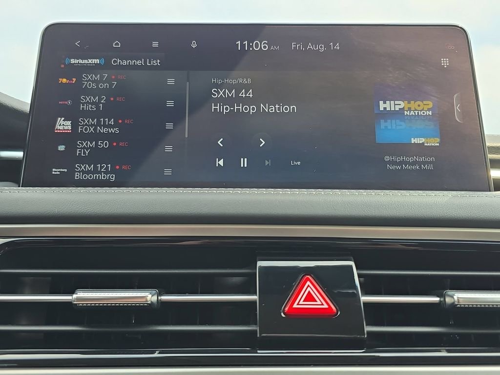 2025 GENESIS G70 Standard - Photo 27