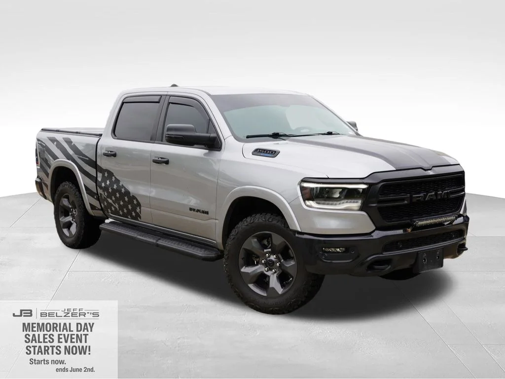 2024 RAM 1500 Big Horn/Lone Star 4x4 Crew Cab 5'7's photo