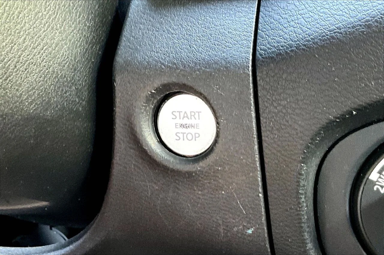 Used 2022 Gray Nissan PRO-4X image 26