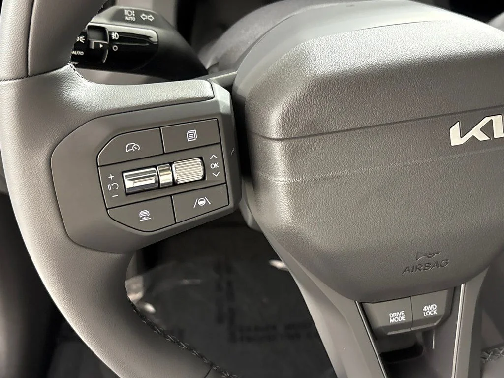 New 2027 Brown Kia X-Line S image 29