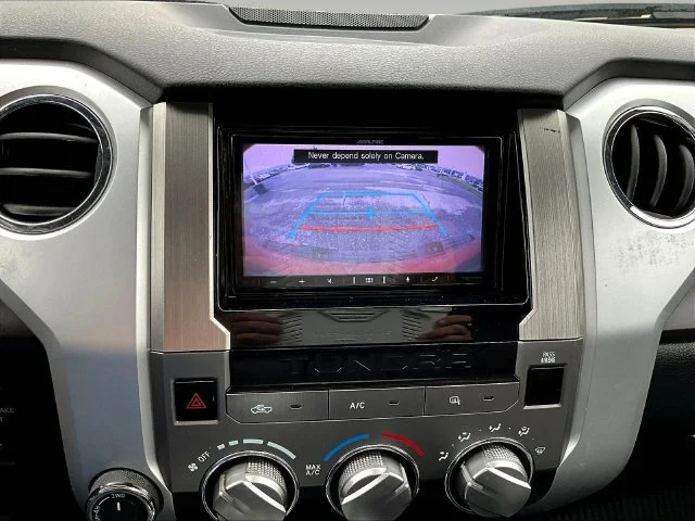 Used 2018 Red Toyota SR5 image 15