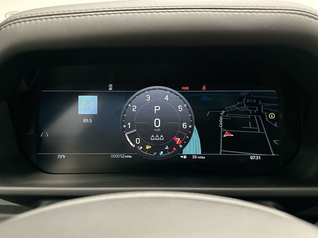 New 2026 Fuji White Land Rover X-Dynamic SE image 16