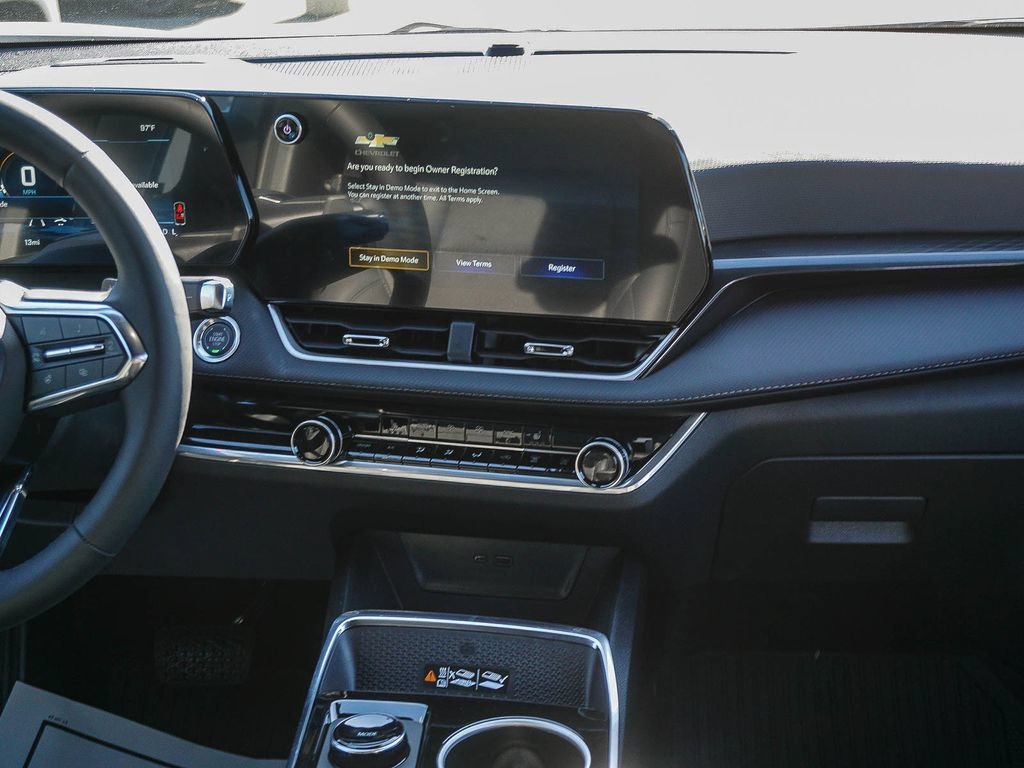 2027 Chevrolet Equinox LT - Photo 15