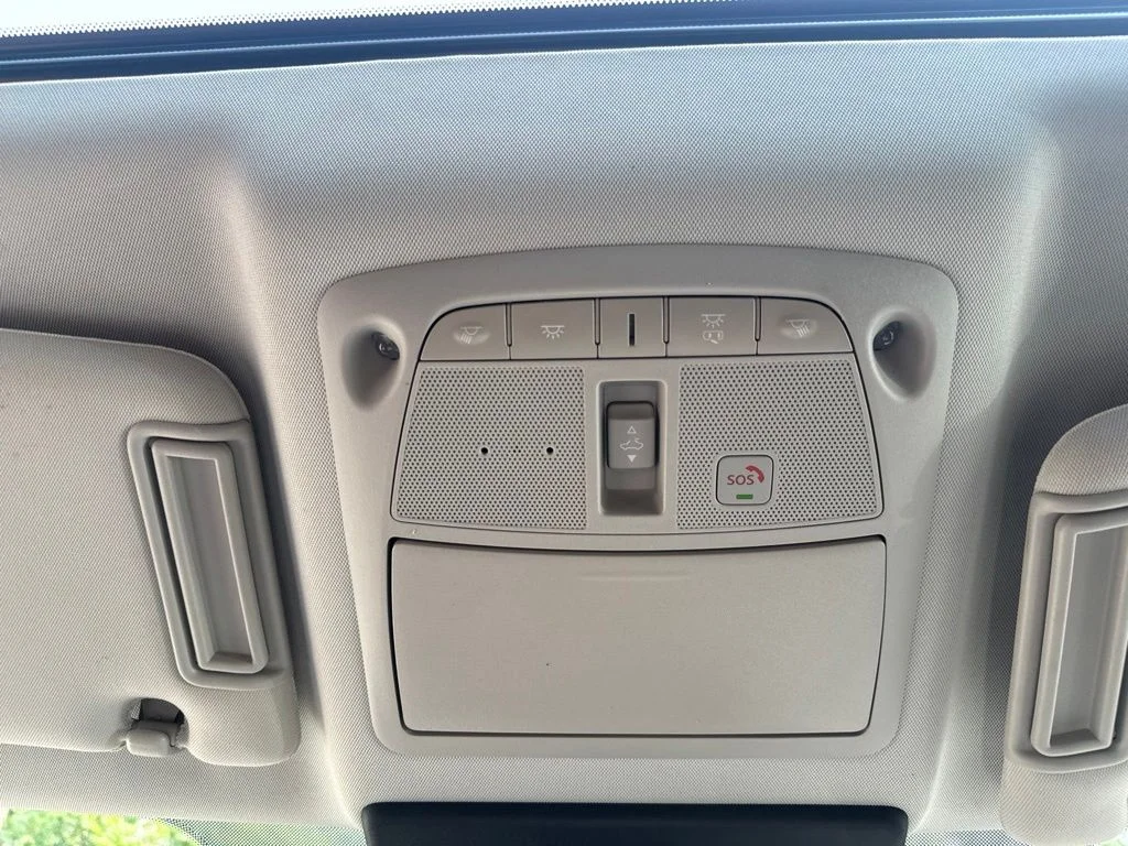 Used 2023 Black Nissan Platinum image 30