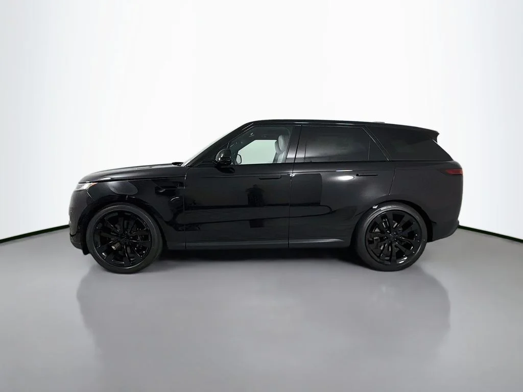 New 2026 Santorini Black Land Rover SE image 8