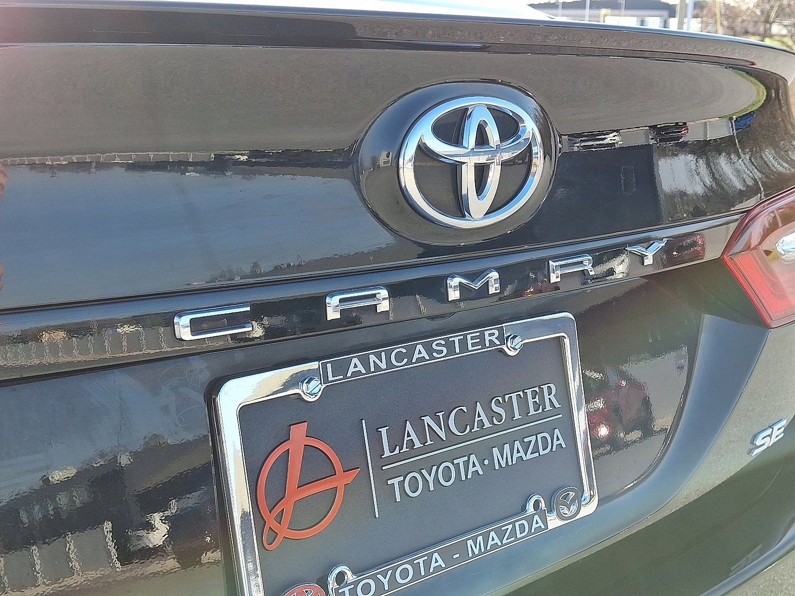 2024 Toyota Camry SE - Photo 30