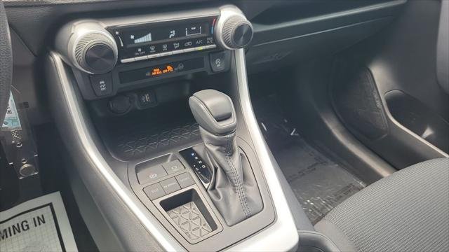 Certified Used 2025 MAGNETIC GRAY MET. Toyota  image 15
