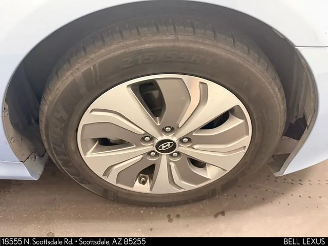 Used 2015 Blue Hyundai Limited image 10